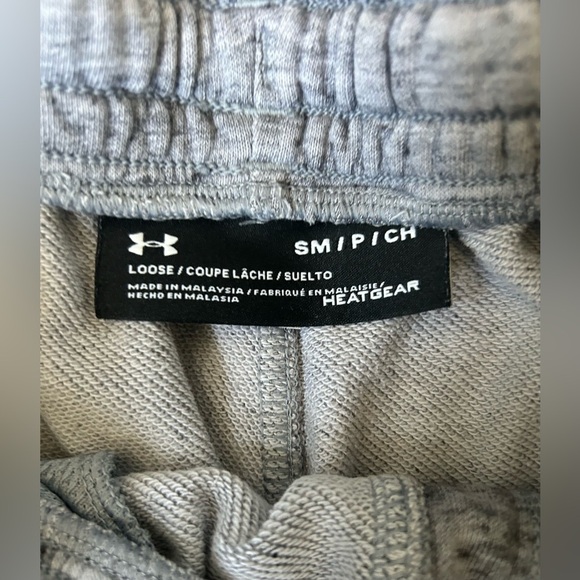 Under Armour Men’s small Gray Jogger and Short Set Good clean condition - Picture 10 of 11